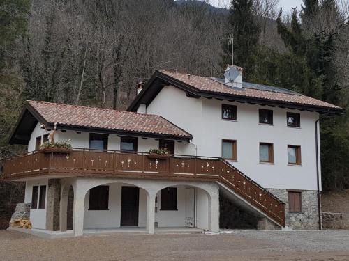 Cercivento House | Buine Tiere