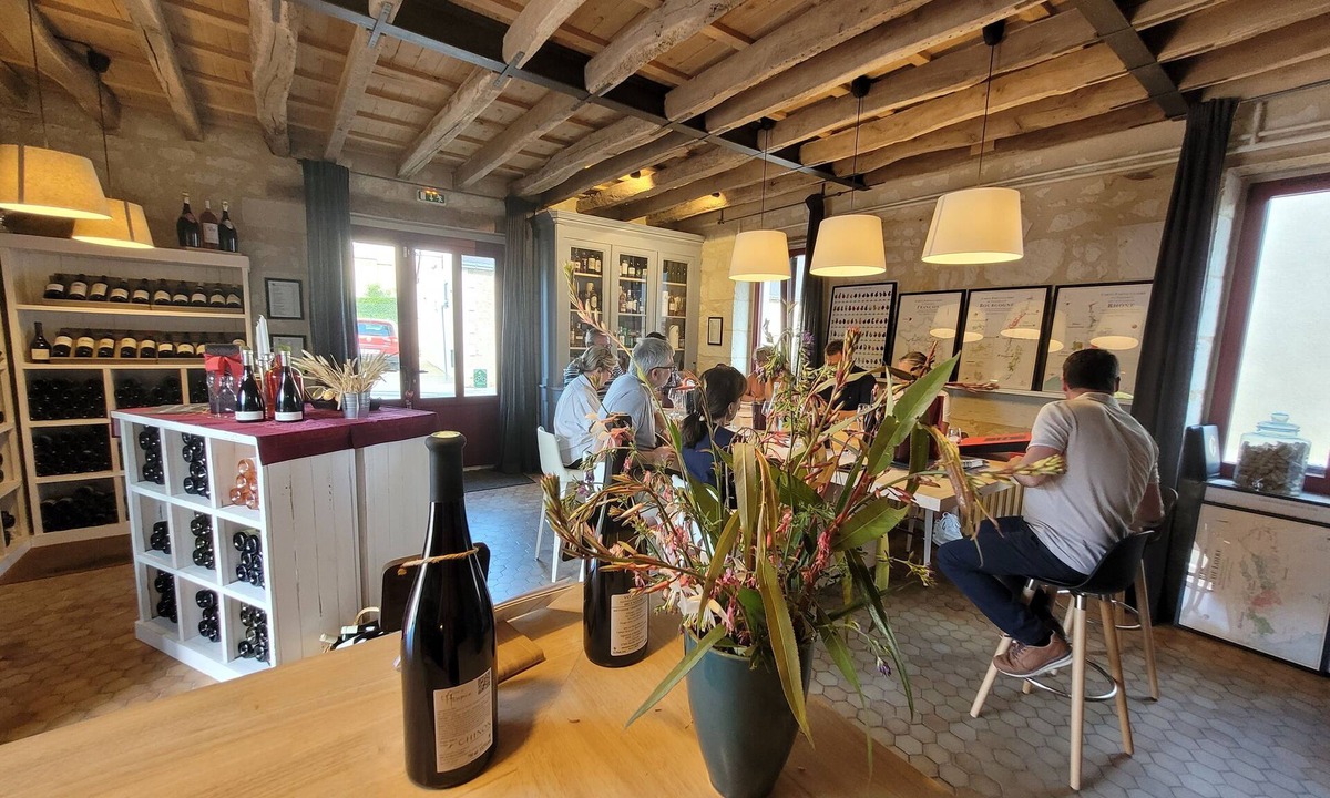 Saint-Benoit-la-Foret House | Bulle de campagne