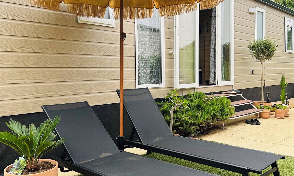 Port Grimaud House | Bungalow at Holiday Marina ⭐️⭐️⭐️⭐️⭐️ in Port Grimaud. Possible mooring