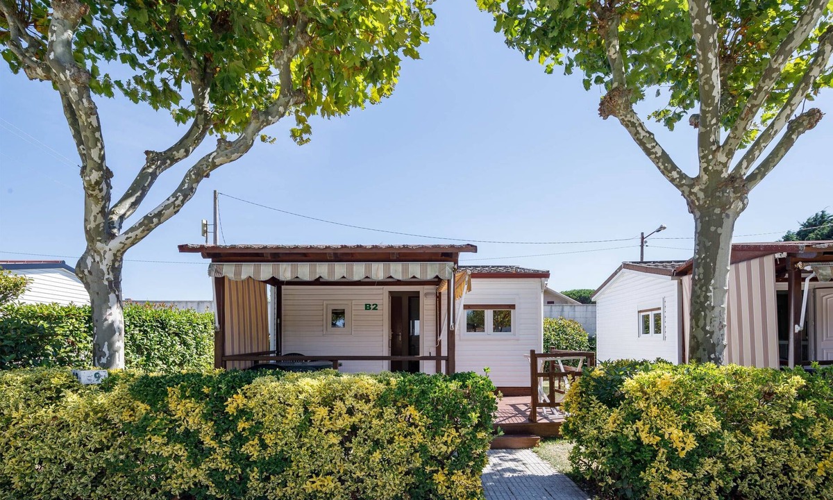 Balea House | Bungalow 'B1' with Private Pool, Private Terrace and Wi-Fi