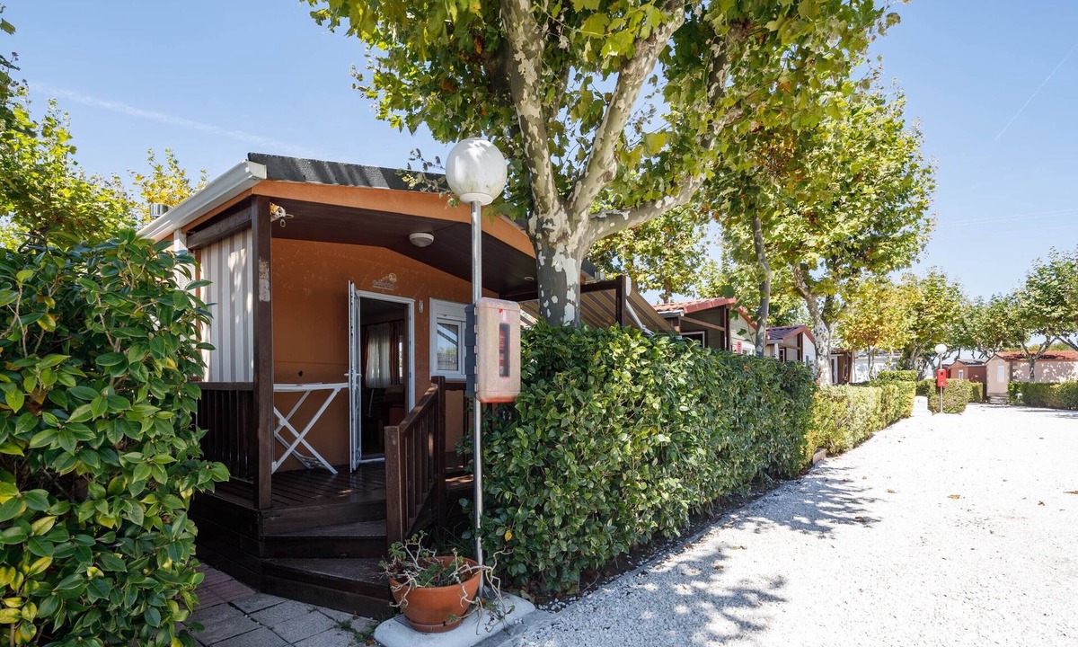Balea House | Bungalow 'C' with Private Pool, Private Terrace and Wi-Fi
