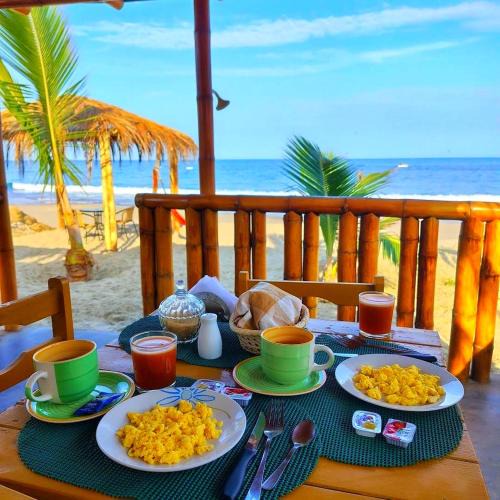 Punta Sal House | Bungalows Sol y Mar