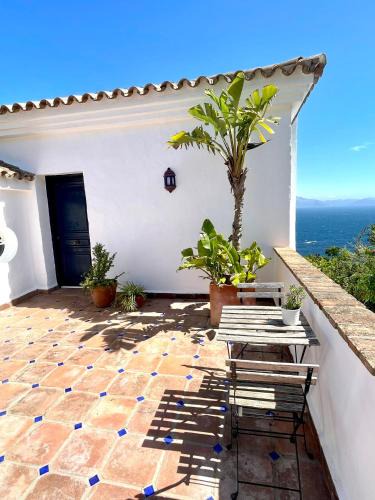 Cabrita House | Bunker House