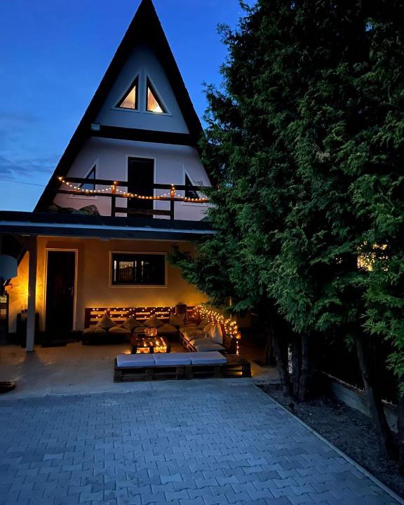 Sacele House | Bunloc House