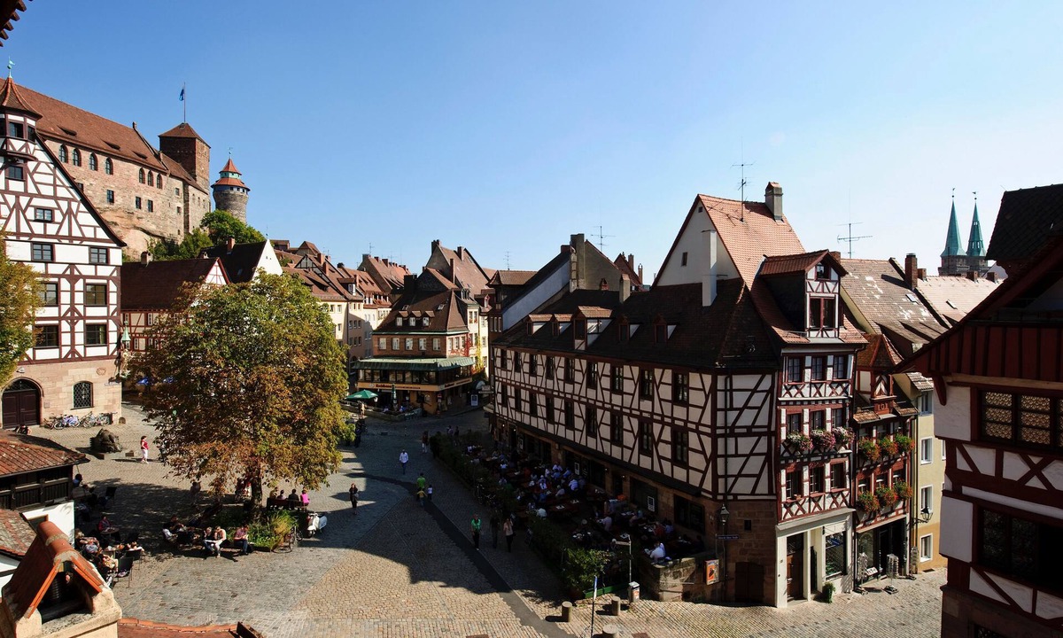 Altstadt - Sankt Sebald Hotel | Burghotel Stammhaus