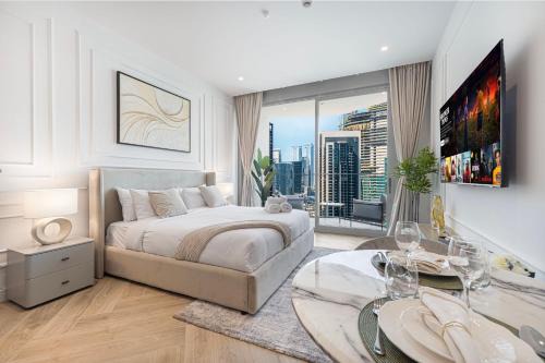 Downtown Dubai Apartment | Burj View Studio - Padel & Tennis, Parking