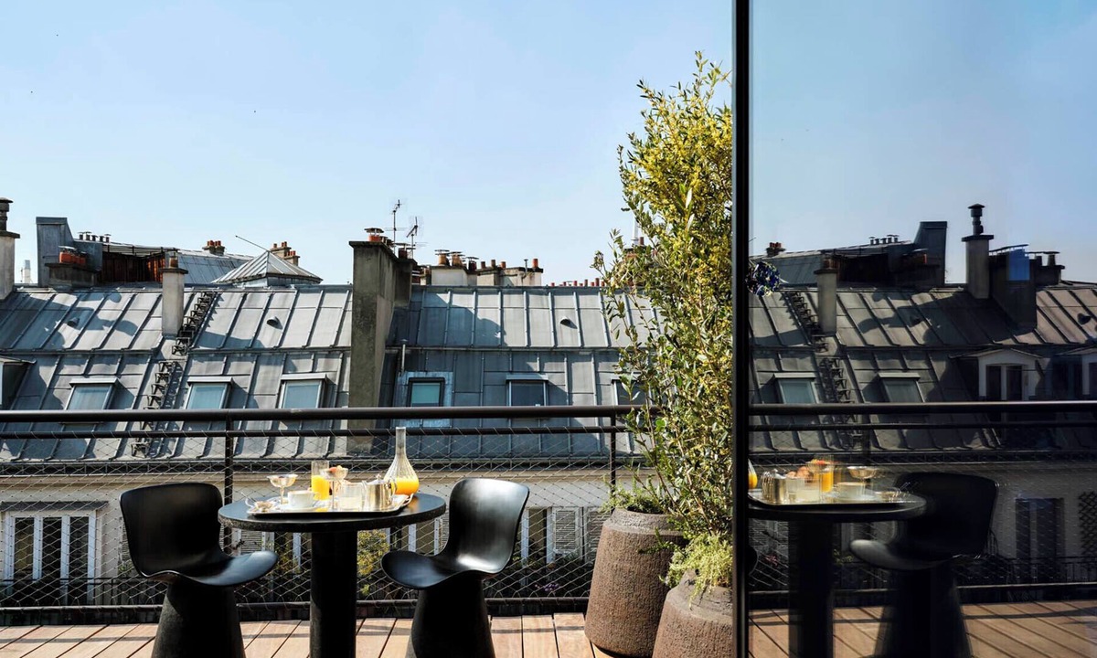 Pigalle Hotel | Bus Palladium