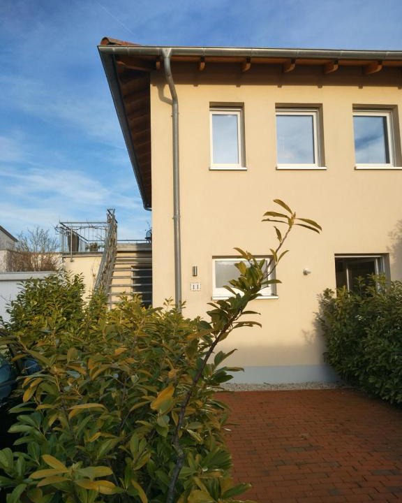 Herzo Base Apartment | Business Apartment Herzobase
