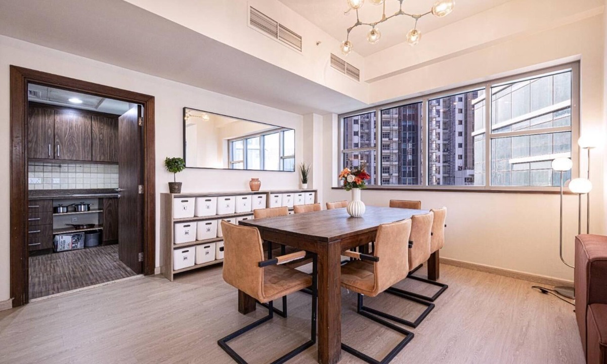 Downtown Dubai Hostel | Business Bay central Host