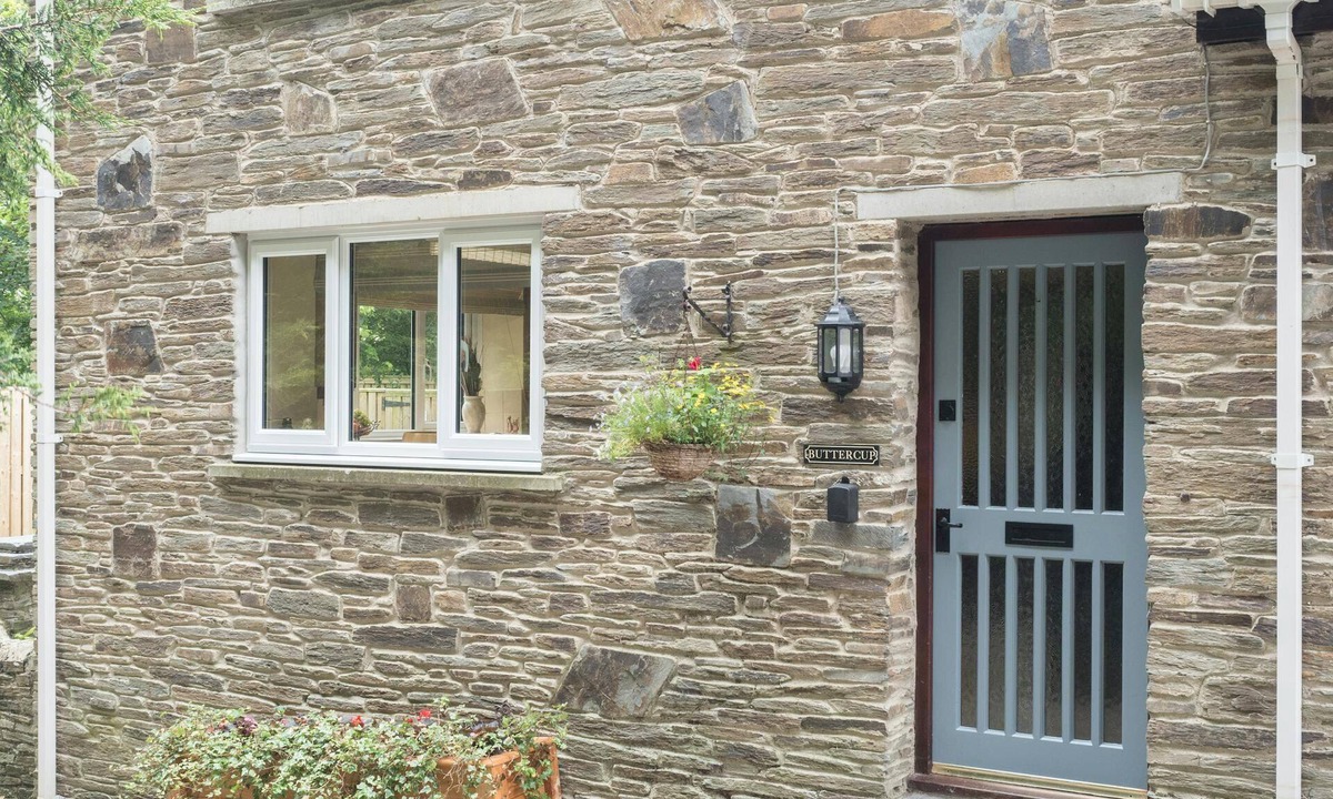 Cardigan Cottage | Buttercup Cottage, Cardigan