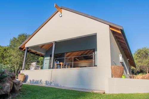 Vredefort Apartment | Butterfly River Cottage