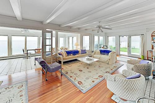Sagamore Beach House | Buzzard Bay Retreat