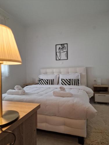 Perea Apartment | By the sea