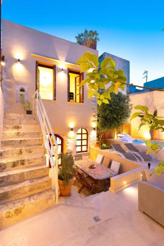 Old Town Rethymnon Villa | Byblos villa walking distance to Everything with Private Pool & BBQ