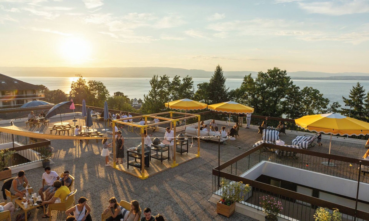 Neuvecelle Hotel | Côté Lac Hostel