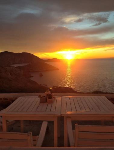 Kini House | C & C Cycladic house with endless sea view