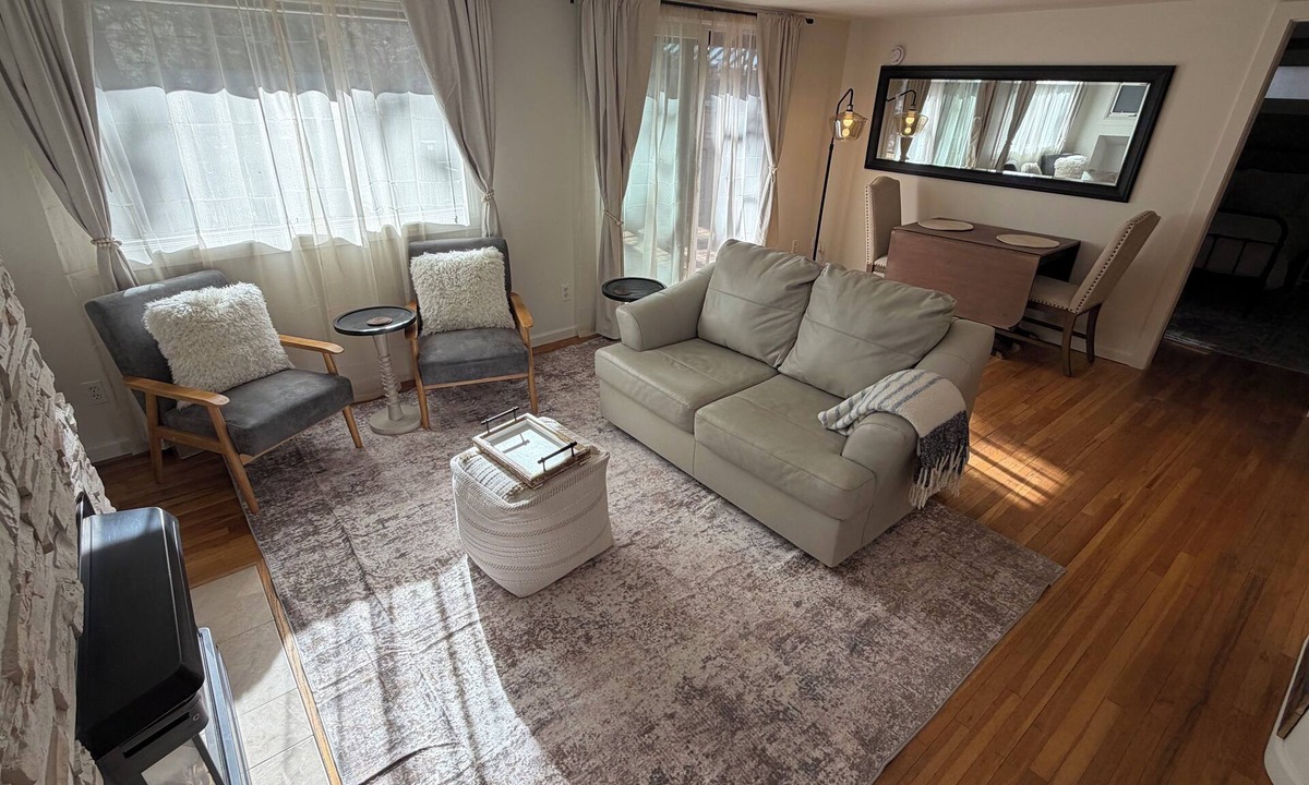 Cheyenne Canyon Cabin | Cañon Hideaway- 1BR + bonus room/office-Prime location