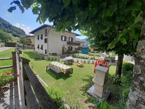 Mezzolago Apartment | Ca' Albano