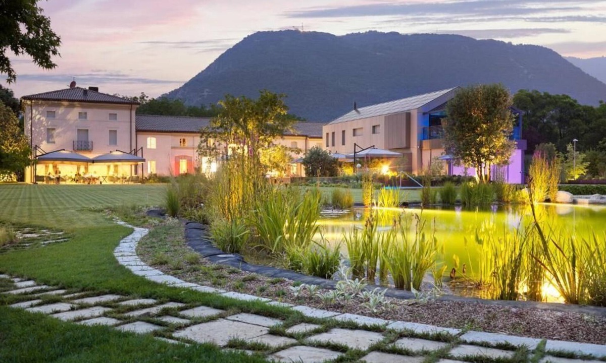 Romano d'Ezzelino Hotel | Ca' Apollonio Heritage