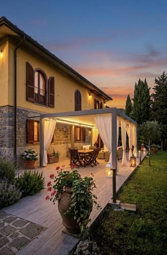Gassano Apartment | Ca' Degli Ulivi Relax - uso esclusivo con jacuzzi in Lunigiana vicino cinque terre