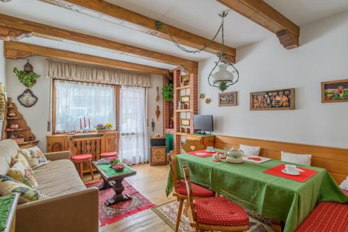 Cortina d'Ampezzo Apartment | Ca' dello Scoiattolo