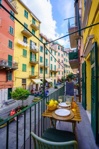 Riomaggiore Apartment | Ca'la Luna - in centro con terrazza