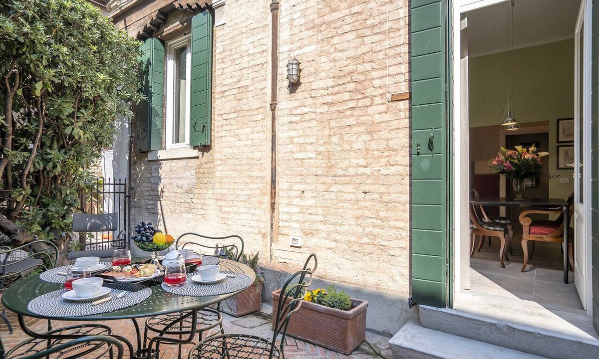 Dorsoduro Apartment | Ca' Margherita Apartment in Dorsoduro