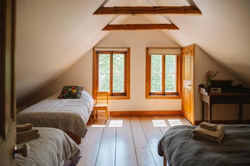 Saint-Laurent-de-l'ile d'Orleans Bed & Breakfast | Triangle de l'île Chambre le Grenier