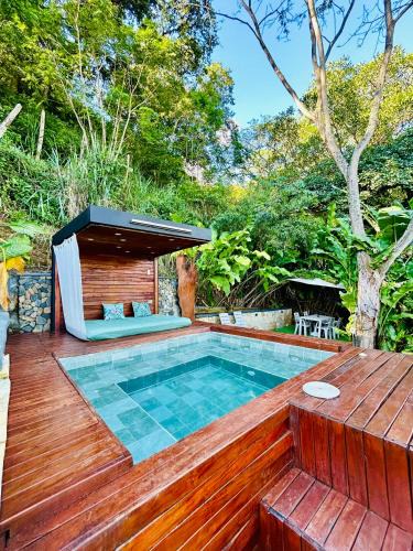 Sopetran House | Cabaña Cedro Amarillo - Jacuzzi Grande Con Calefacción - Cerca a Medellín