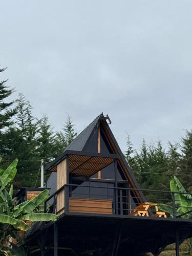 Guarne Ski Chalet | Cabaña Con Jacuzzi Privado y Vista a La Montaña