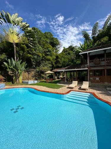 Cali Villa | Cabaña de Lujo con piscina privada en Pance, Cali
