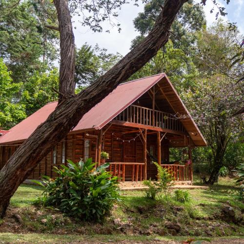 Canton Leon Cortes Castro Ski Chalet | Cabañas El Coyote