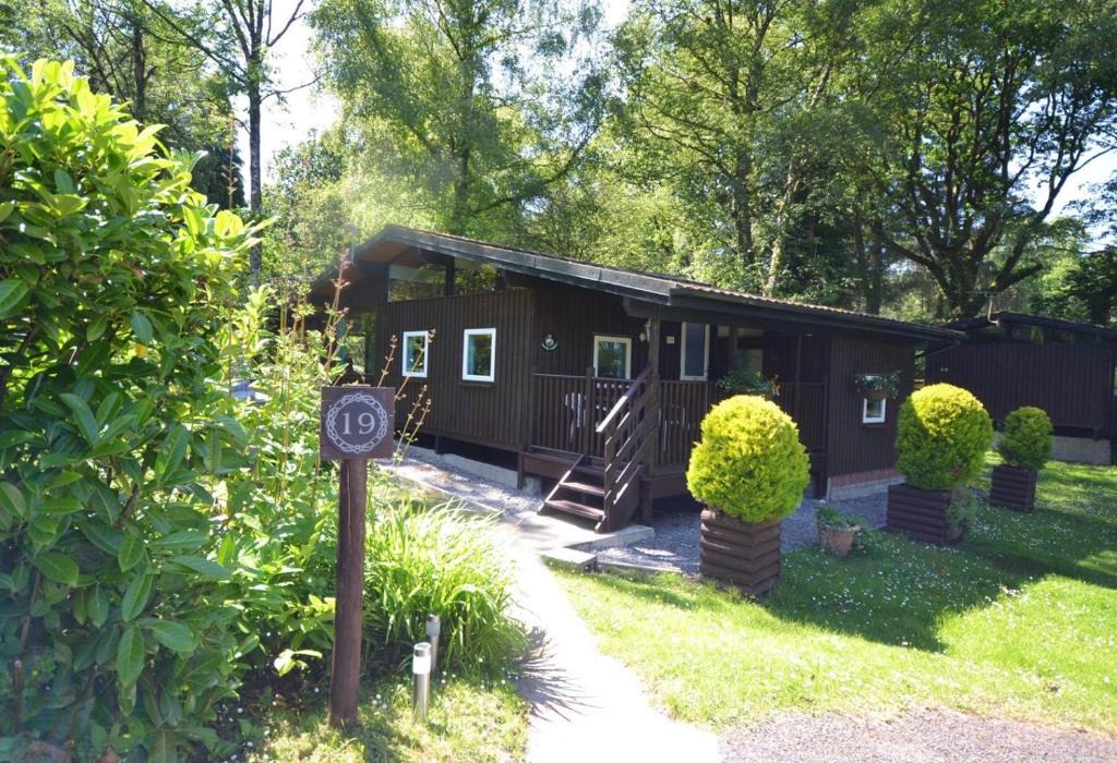 Cenarth House | Caban Coetir