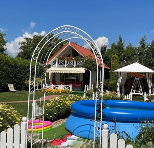 Branistea House | Cabana Colt de Poveste