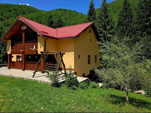 Rausor Cabin | Cabana Cory Râușor