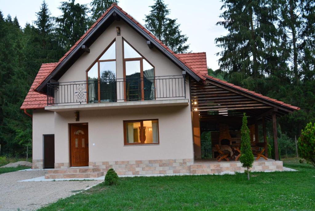 Finis House | cabana din padure