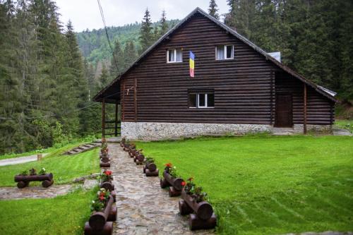 Budureasa Cabin | Cabana Patru Brazi