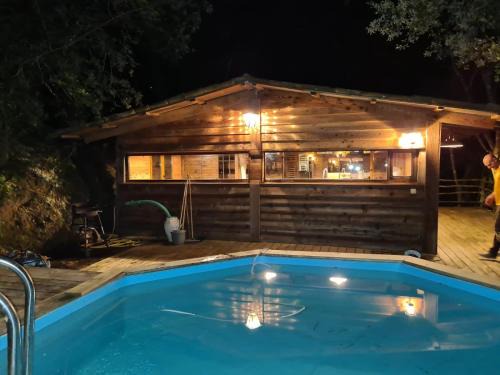 Sartene House | Cabane avec Piscine