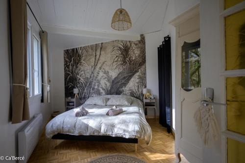 Thoire-sur-Dinan House | Cabercé Thoiré