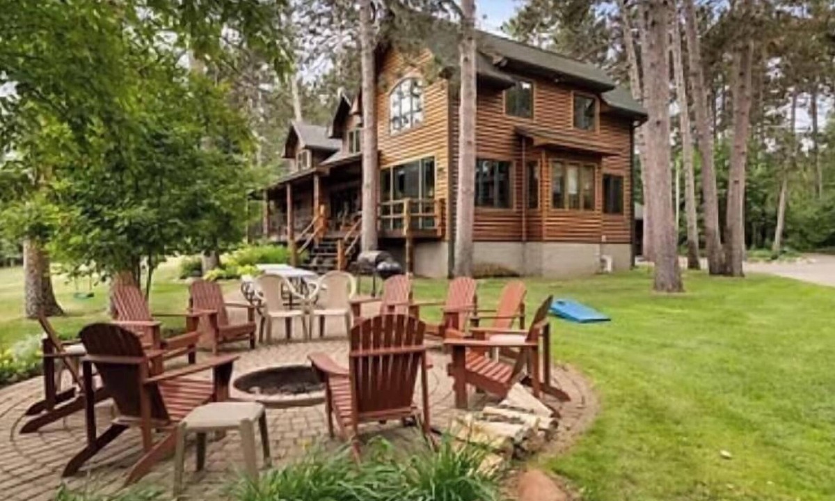 Pine River Cabin | Cabin 15 at Heath's Resort
