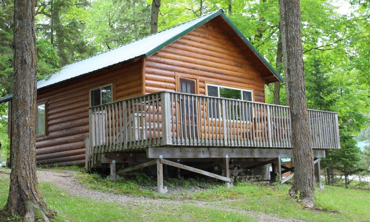 Deer River Apartment | Cabin 2 - Popular classic cabin with the best sunset views