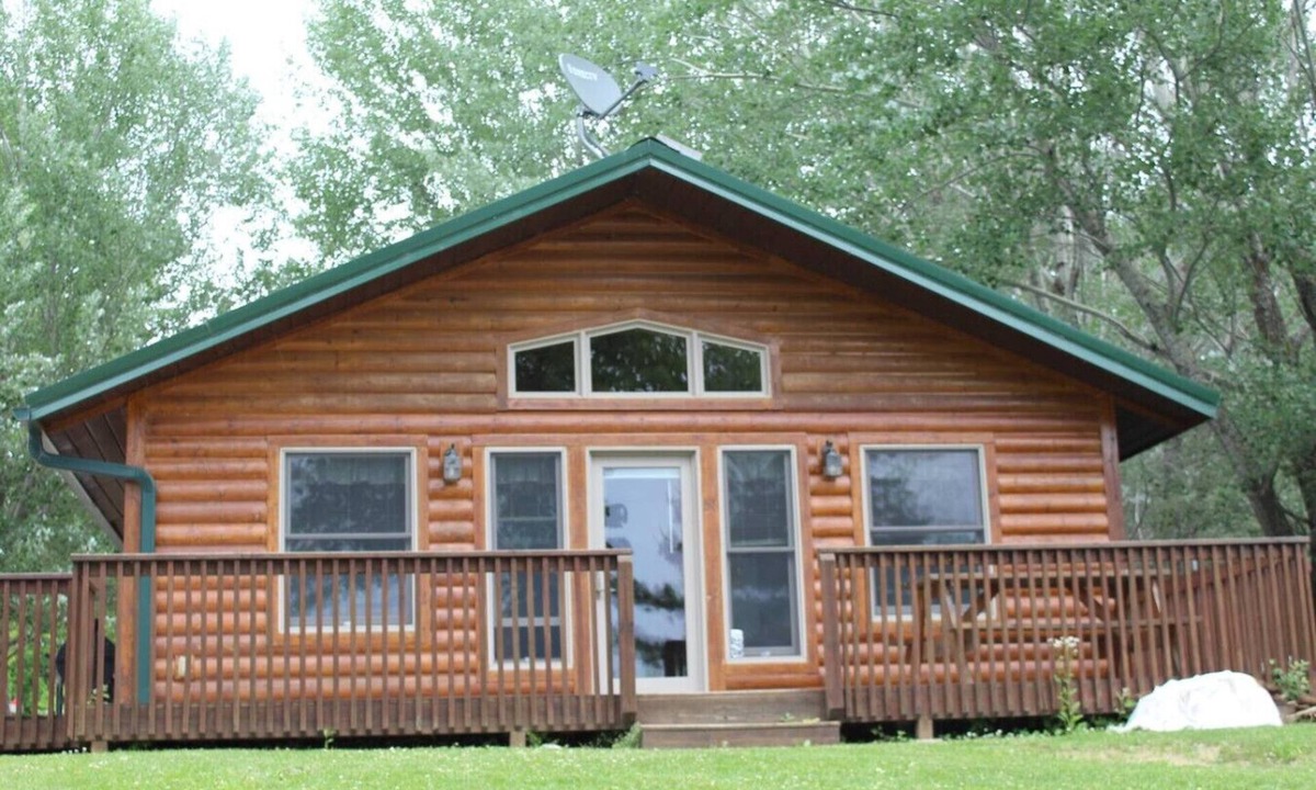 Deer River Apartment | Cabin 5 - Modern Cabin with A/C and lake views - Fully handicap accessible