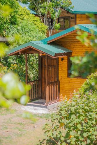 San Gerardo de Dota Cabin | Cabinas El Quetzal