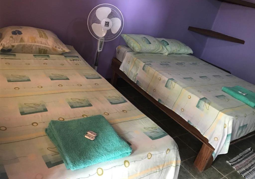 Cahuita Hotel | Cabinas Surf Side