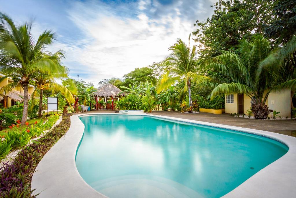 Matapalo Resort | Cabo Velas Estates