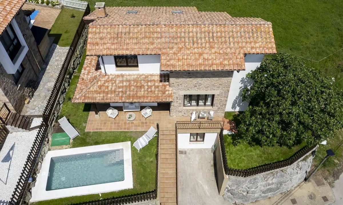 Prellezo House | Cala Berellín: Un Refugio de Ensueño al Lado de uno de los Tesoros de Cantabria
