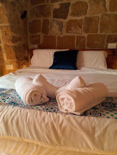 Acre Old City Ski Chalet | Calamari Suite
