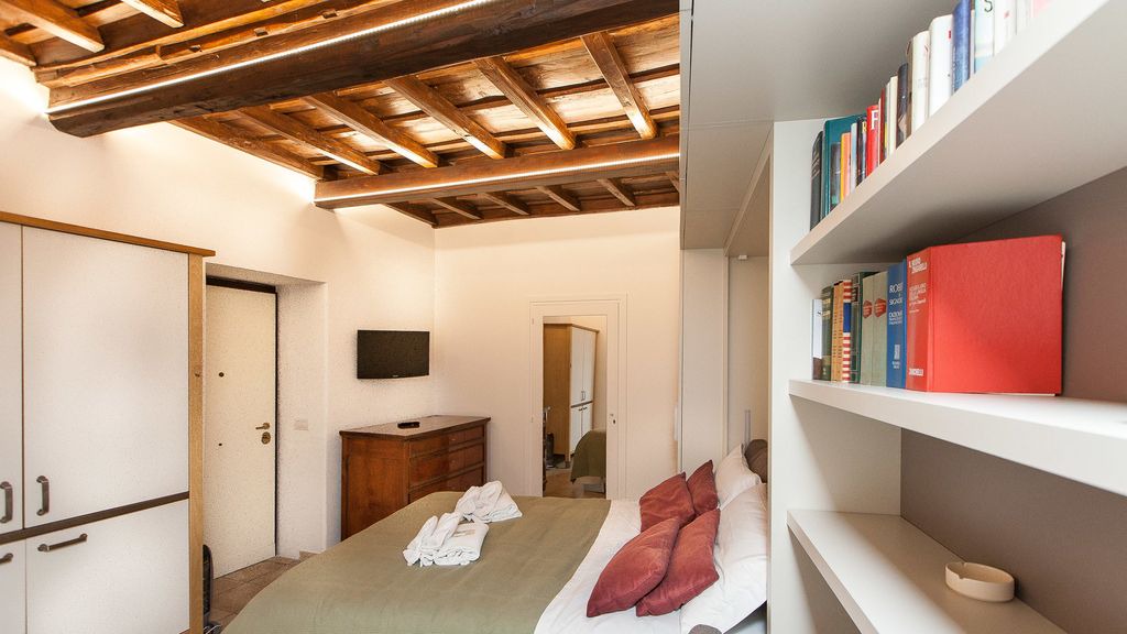 Roman Ghetto House | Calderari Studio 2129