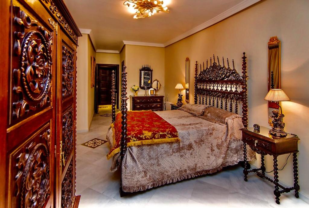 Ubeda House | Caldereros 11