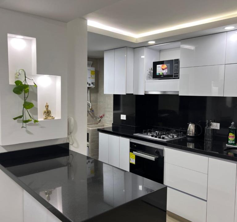 Cali Apartment | CALI Acogedor y Completo, Apto cerca de Jardin plaza, con piscina, parqueadero y aire acondicionado